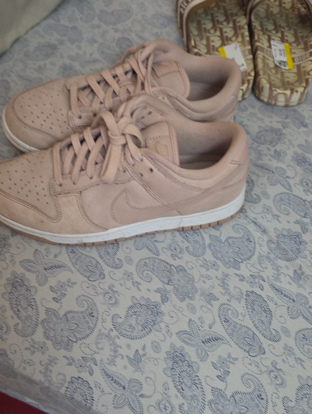 Nike Women's Low-Top Sneakers in Dusty Pink